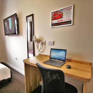 3* Hotel By Roomsbooked