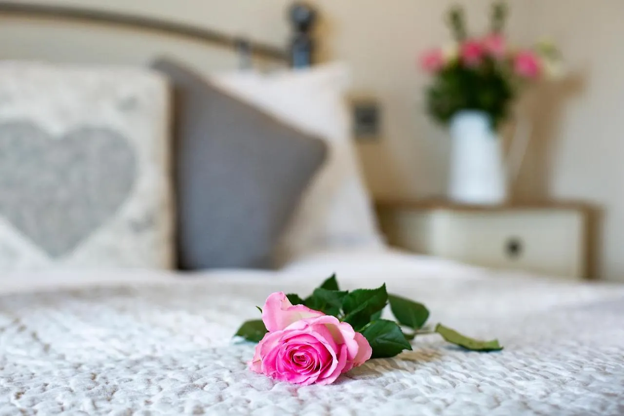 Accommodation Bristol Airport Redhill  Birleşik Krallık
